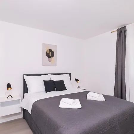 Villa Peaceful Ivicasa With Private Pool *