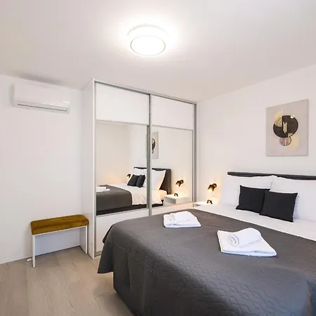 Peaceful Ivicasa With Private Pool