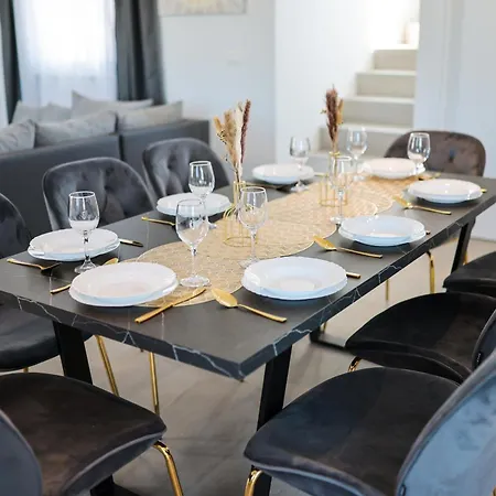 Peaceful Ivicasa With Private Pool *