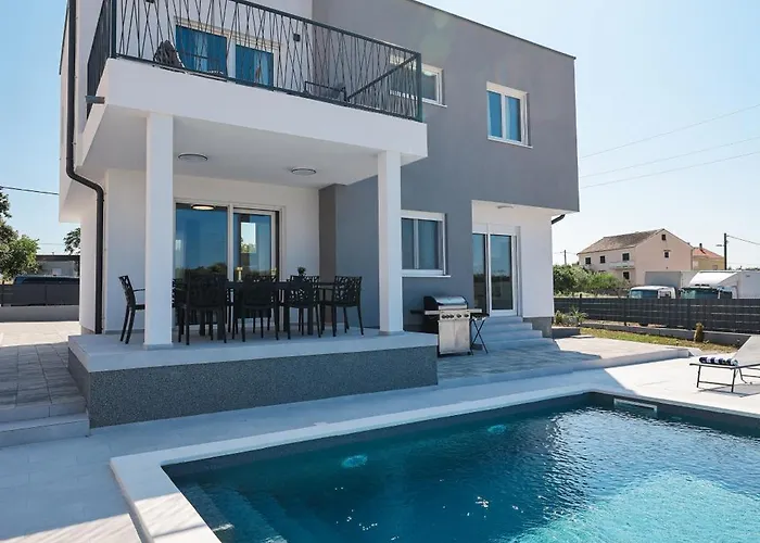 Peaceful Ivicasa With Private Pool Murvica (Policnik)