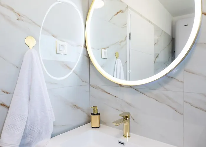 Peaceful Ivicasa With Private Pool 빌라 Murvica (Policnik)