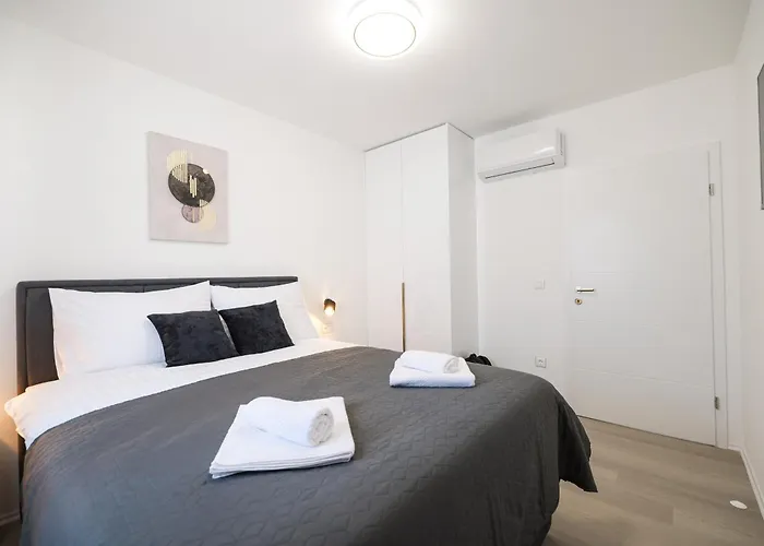 Peaceful Ivicasa With Private Pool